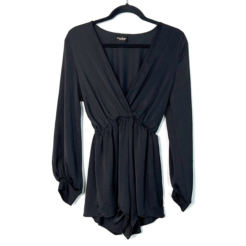 AUDREY Long Sleeve Plunge Black Romper size Small